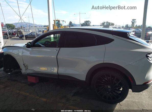 3FMTK1RMXMMA49465 2021 FORD MUSTANG MACH-E Серый 
