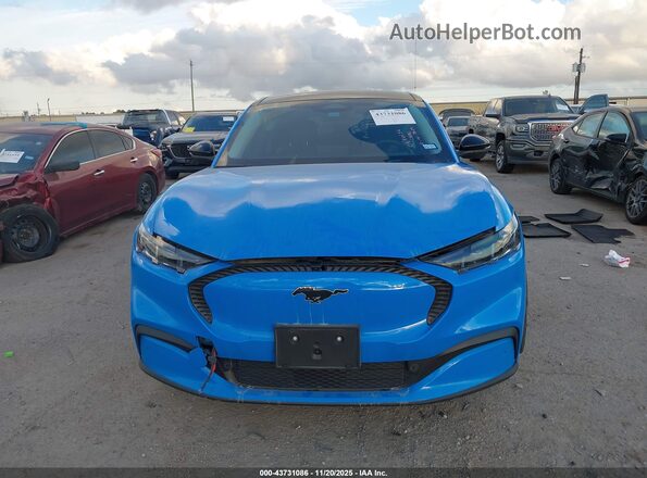 3FMTK1S52RMA06801 2024 FORD MUSTANG MACH-E Синий Вид панели приборов