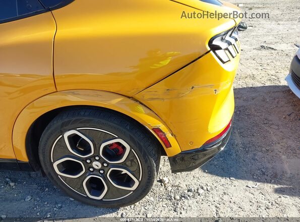 3FMTK4SE3MME00429 2021 FORD MUSTANG MACH-E Желтый 