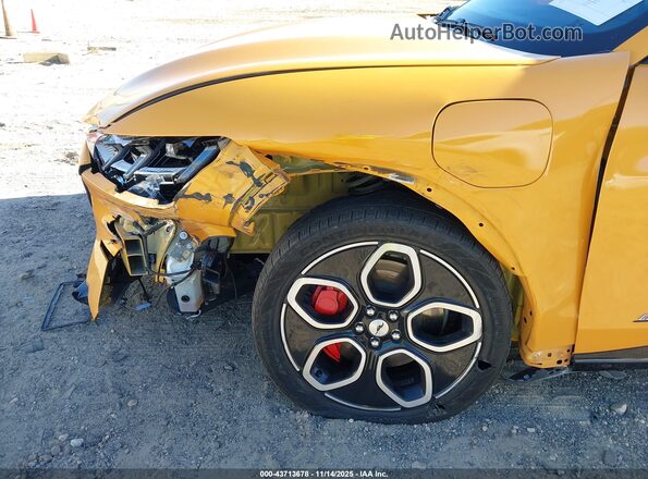 3FMTK4SE3MME00429 2021 FORD MUSTANG MACH-E Желтый 