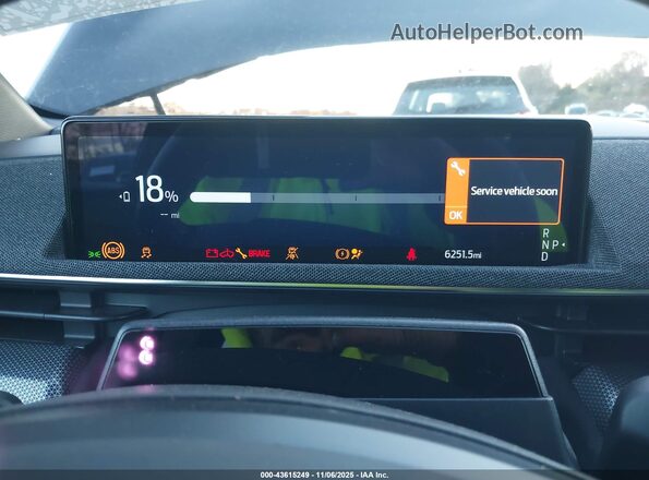 3FMTK4SX0SMA03257 2025 FORD MUSTANG MACH-E Черный Вид задних сидений
