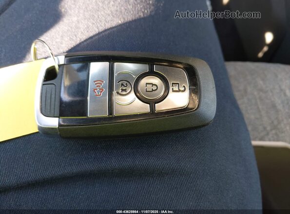 3FTTW8JAXSRA45502 2025 FORD MAVERICK Бежевый Вид панели приборов