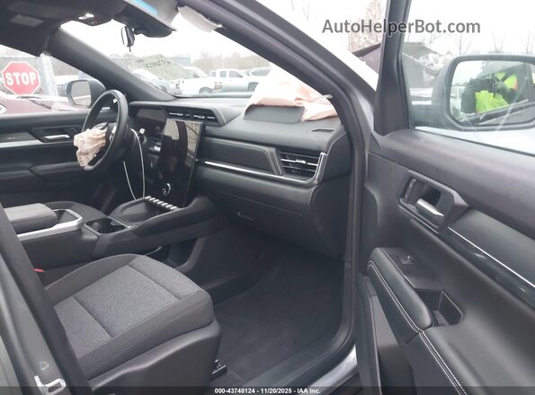 3GKALUEG2SL299204 2025 GMC TERRAIN Gray Widok wnętrza z przodu