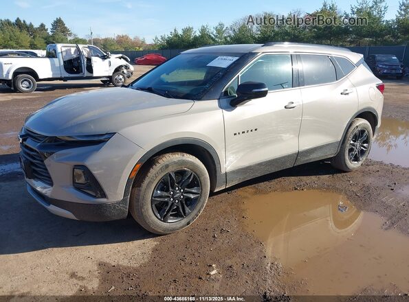 3GNKBHR43MS517712 2021 CHEVROLET BLAZER Gray Առջևի ձախ երեք քառորդ տեսարան