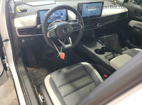 3GPKHXRJ7SS510426 2025 HONDA PROLOGUE White Vista del salpicadero
