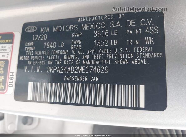 3KPA24AD2ME374629 2021 KIA RIO Silver Вид підкапотного простору