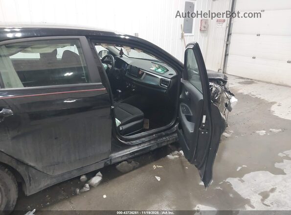 3KPA25AD6LE260444 2020 KIA RIO 5-DOOR Черный Вид салона спереди