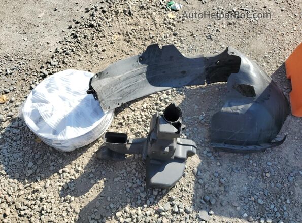 3KPC24A3XJE013645 2018 HYUNDAI ACCENT Silver Շարժիչի բաժամունքի տեսք
