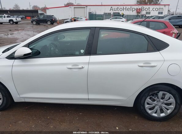 3KPC24A67ME136477 2021 HYUNDAI ACCENT Белый Панорамный вид салона 360°