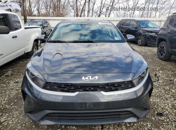 3KPF24AD2PE604910 2023 KIA FORTE Серый Вид спереди