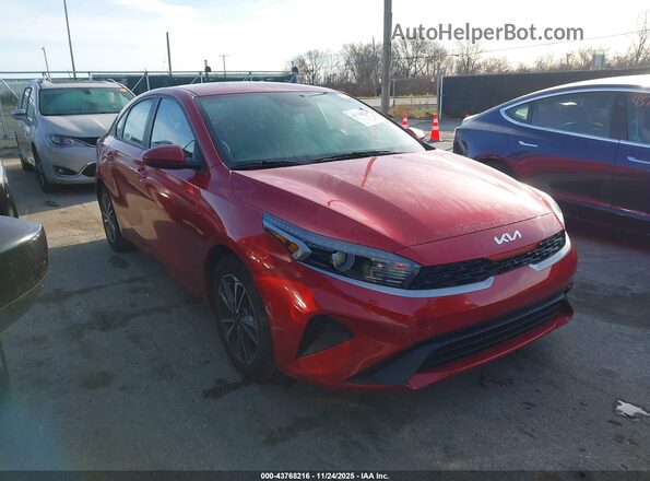 3KPF24AD8NE441757 2022 KIA FORTE Красный Передняя правая четверть