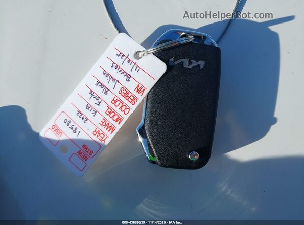 3KPF24ADXNE463078 2022 KIA FORTE Черный Вид панели приборов