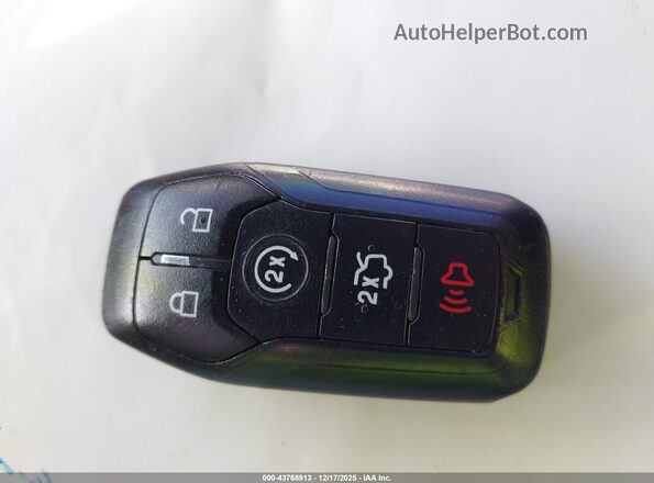 3LN6L2LUXGR626110 2016 LINCOLN MKZ HYBRID Champagne Вид панели приборов