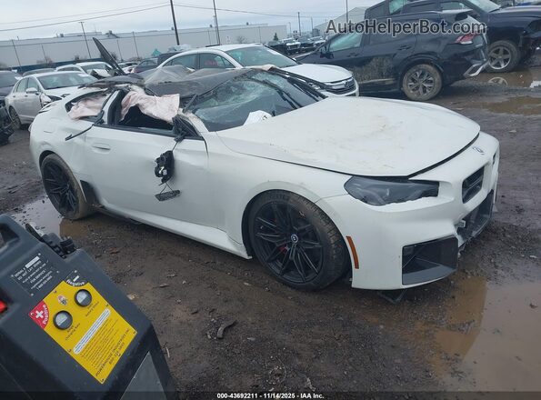 3MF13DM06R8E87539 2024 BMW M2 Белый Передняя правая четверть