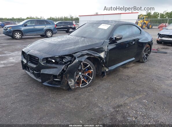 3MF23DM07S8F28870 2025 BMW M2 Black Առջևի ձախ երեք քառորդ տեսարան