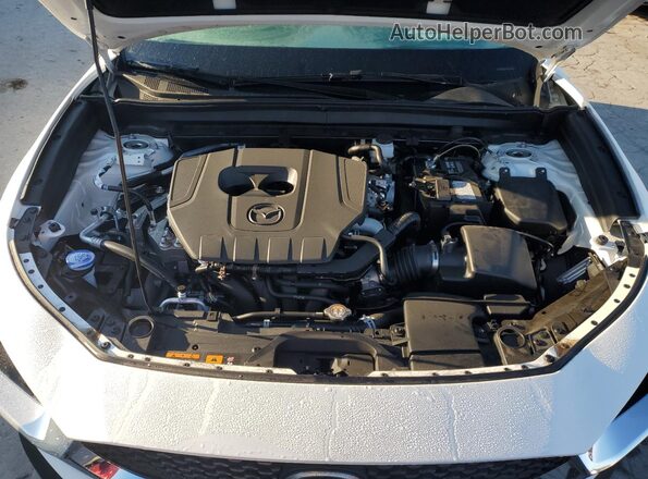 3MVDMBAM4SM842390 2025 MAZDA CX-30 White უკანა სალონის ხედი