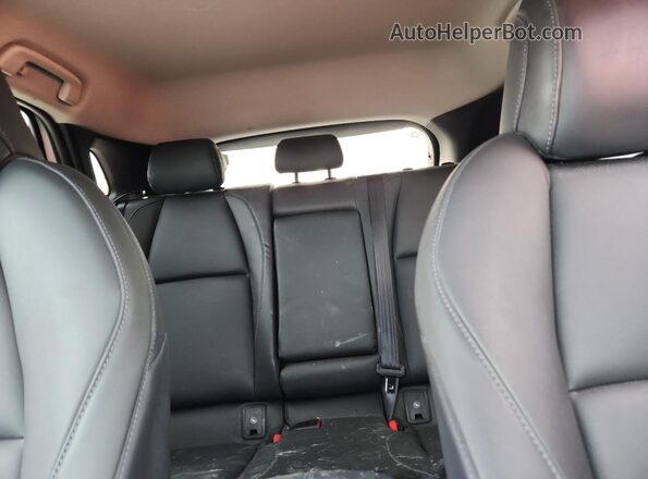 3MVDMBBM5PM585326 2023 MAZDA CX-30 Белый Вид задних сидений