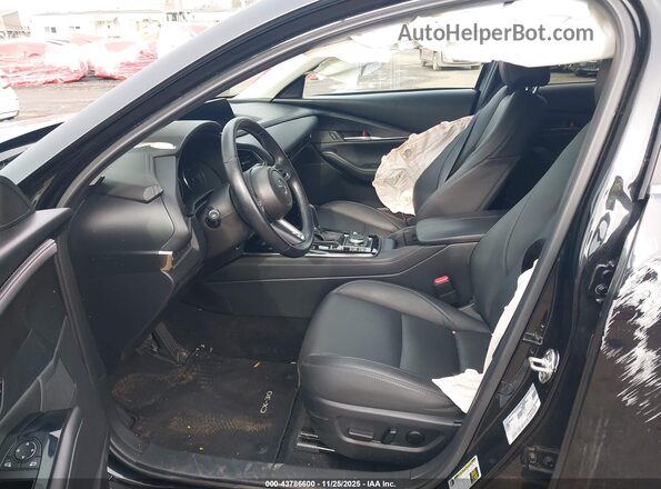 3MVDMBCL5NM445683 2022 MAZDA CX-30 Black Widok wnętrza z przodu