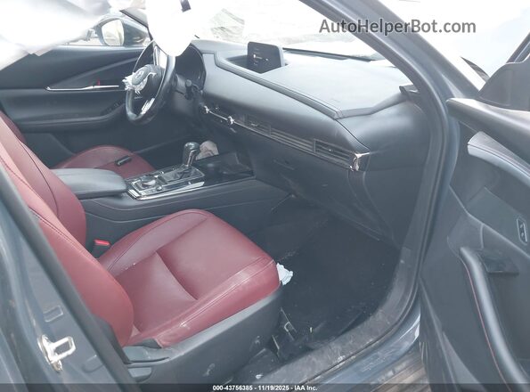 3MVDMBCM9PM553672 2023 MAZDA CX-30 Gray Widok wnętrza z przodu