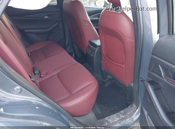 3MVDMBCM9PM553672 2023 MAZDA CX-30 Gray Widok naklejki z numerem VIN