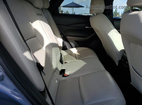 3MVDMBEM2LM101425 2020 MAZDA CX-30 Gray Widok wnętrza z tyłu