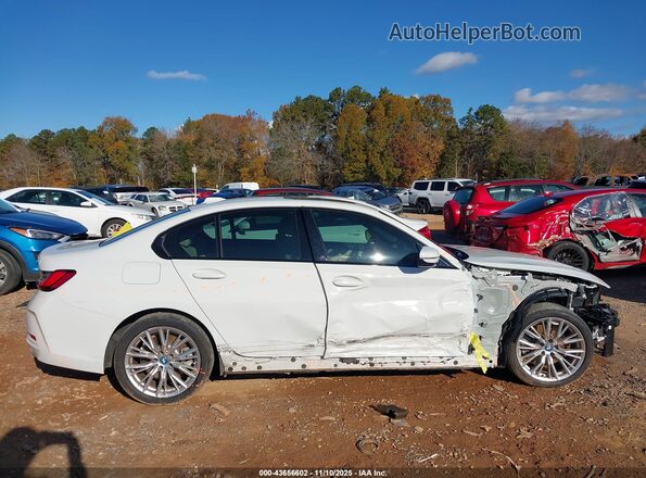 3MW39FF08P8C83743 2023 BMW OTHER Белый Вид задней части салона