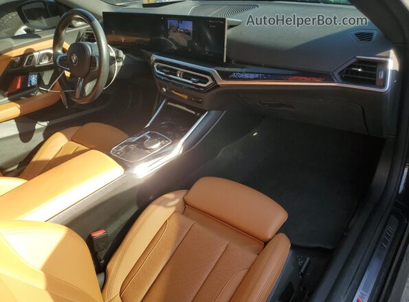 3MW43CM02P8D41465 2023 BMW M2 Черный Вид панели приборов