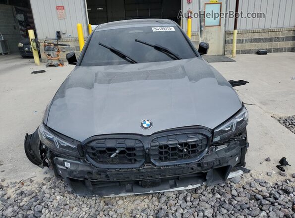 3MW49FF05P8D52635 2023 BMW M3 Серебряный Вид спереди