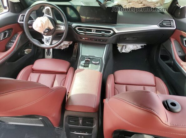 3MW49FF05P8D52635 2023 BMW M3 Серебряный Вид панели приборов