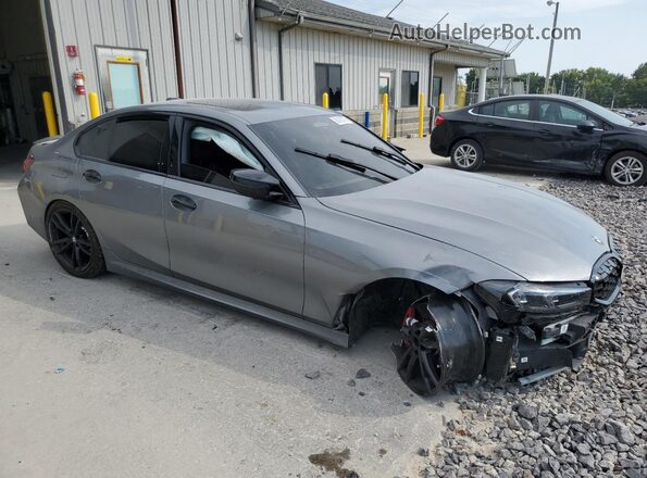 3MW49FF05P8D52635 2023 BMW M3 Серебряный Передняя правая четверть