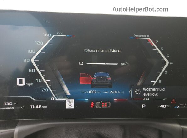 3MW53CM06S8F16829 2025 BMW M2 Black Widok zestawu wskaźników