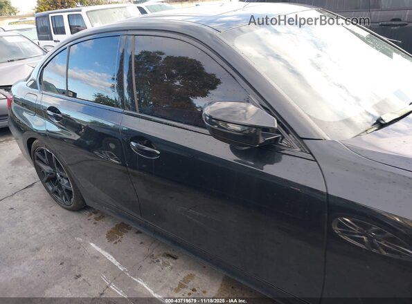 3MW59FT00S8F20599 2025 BMW M3 Black Панорамний вид салону 360°