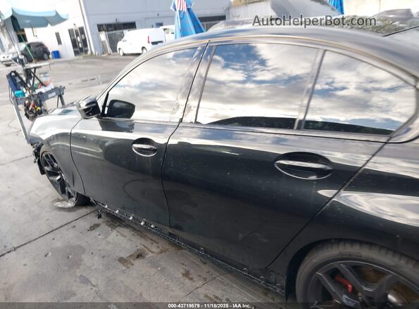 3MW59FT00S8F20599 2025 BMW M3 Black 
