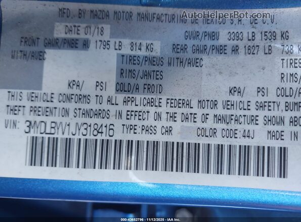 3MYDLBYV1JY318416 2018 TOYOTA YARIS IA Blue Widok komory silnika
