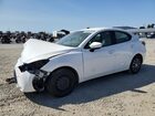 2019 Toyota Yaris L White vin: 3MYDLBYV2KY526550