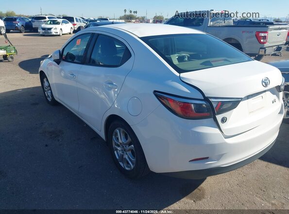 3MYDLBYV7HY156091 2017 TOYOTA YARIS IA White Задня ліва чверть