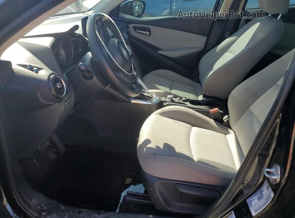 3MYDLBYV7KY508013 2019 TOYOTA YARIS Black Vista interior delantera