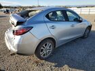 2018 Toyota Yaris Ia Silver vin: 3MYDLBYV8JY322530