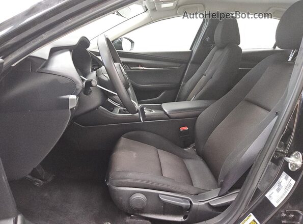 3MZBPAAM8RM430183 2024 MAZDA 3 Черный Вид салона спереди