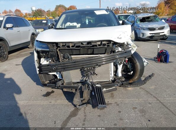 3N8AP6CA4SL330791 2025 NISSAN KICKS Белый Вид спереди