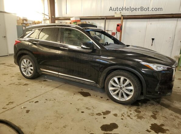 3PCAJ5M32KF121281 2019 INFINITI QX50 Черный Передняя правая четверть