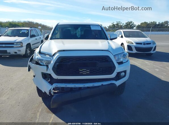 3TMBZ5DN9NM036176 2022 TOYOTA TACOMA Белый Вид щитка приборов