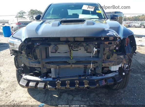 3TMKB5FN5SM037922 2025 TOYOTA TACOMA Серый Вид спереди