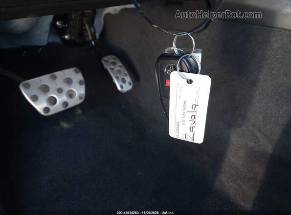 3TMKB5FN5SM037922 2025 TOYOTA TACOMA Серый Вид панели приборов