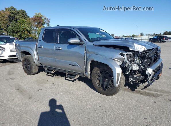3TMKB5FN7RM002650 2024 TOYOTA LE Silver Delantero derecho