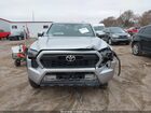 2025 Toyota Tacoma Trd Off Road Серебряный vin: 3TMLB5JN9SM117462