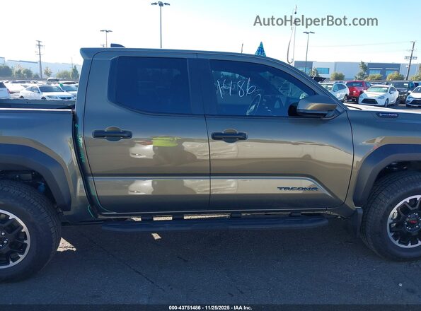 3TYLC5LN0ST038762 2025 TOYOTA TACOMA HYBRID Beige Vista interior de 360 grados