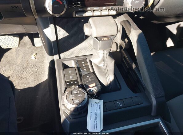 3TYLC5LN0ST038762 2025 TOYOTA TACOMA HYBRID Beige Vista del salpicadero