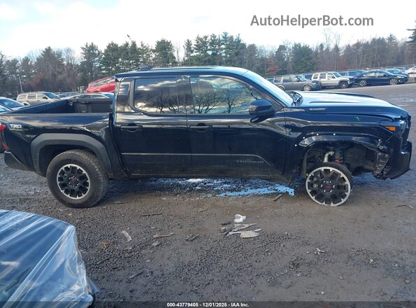 3TYLC5LN1ST033389 2025 TOYOTA TACOMA HYBRID Black Vista interior trasera