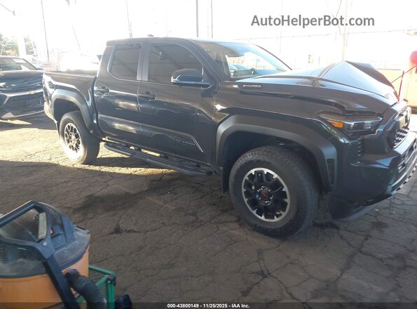 3TYLC5LN5RT011325 2024 TOYOTA TACOMA HYBRID Gray Front right